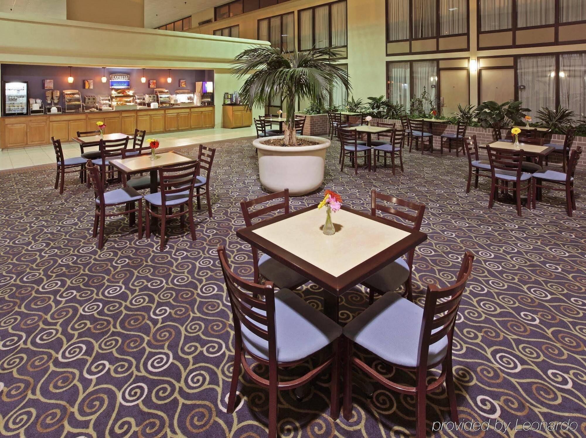 Holiday Inn Express Little Rock-Airport By Ihg Eksteriør bilde